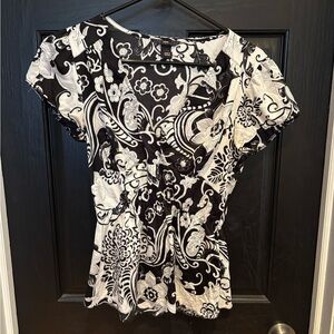 H&M Black and White Graphic Fitted Peplum Blouse